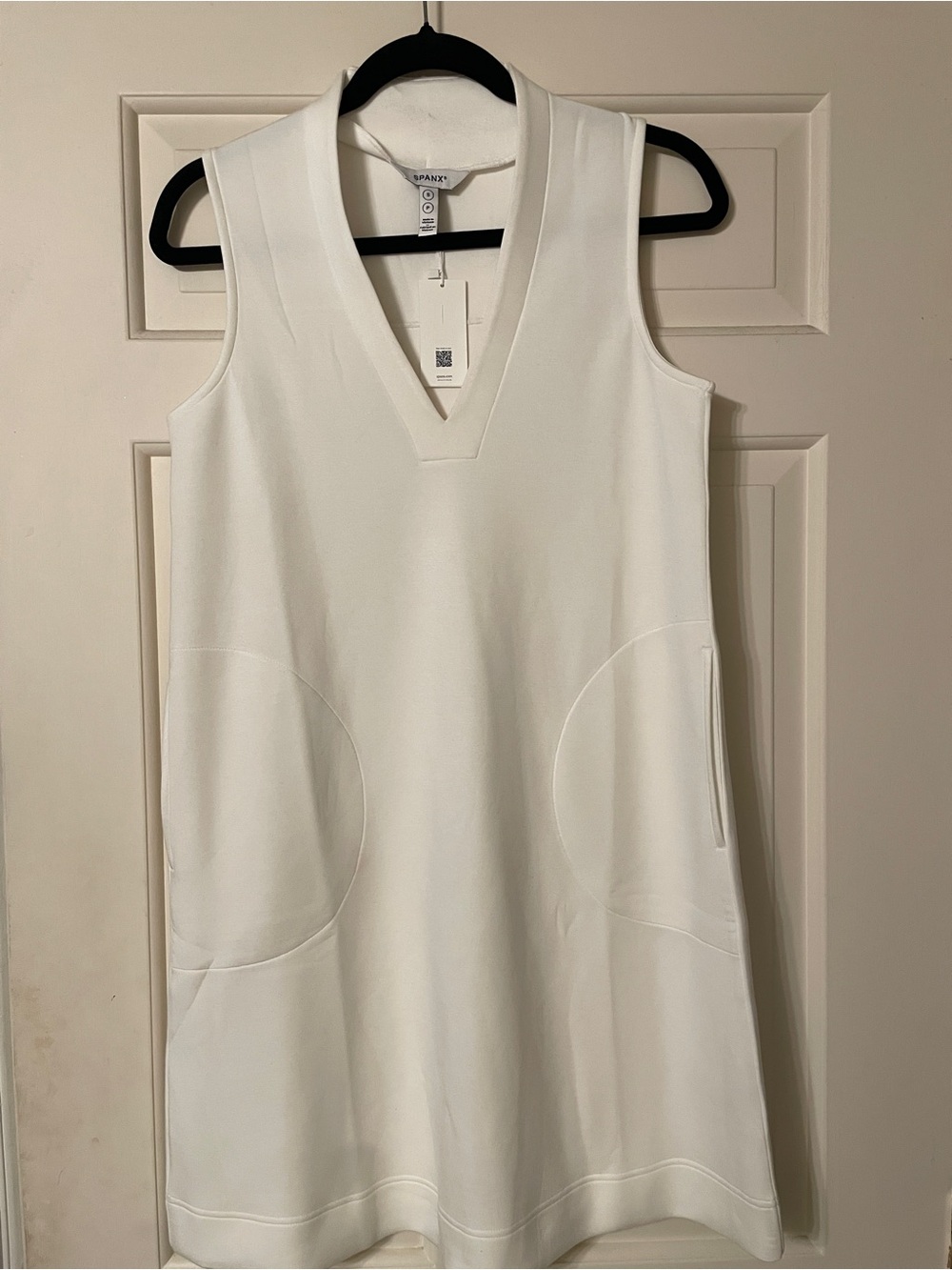 NWT SPANX AirEssentials V-Neck Mini Powder White Small